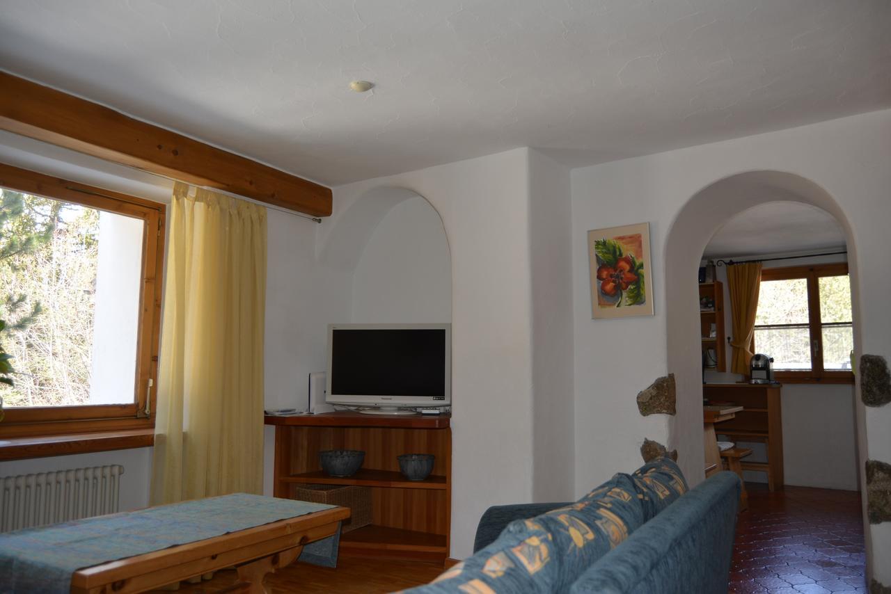 Apartment Bos-Cha La Punt Chamues ch Bagian luar foto